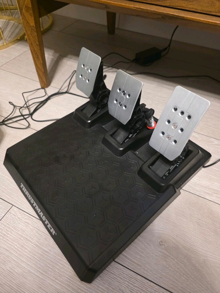 Thrustmaster T248X Xbox/PC HYBRID Yarış Direksiyonu Seti - 2