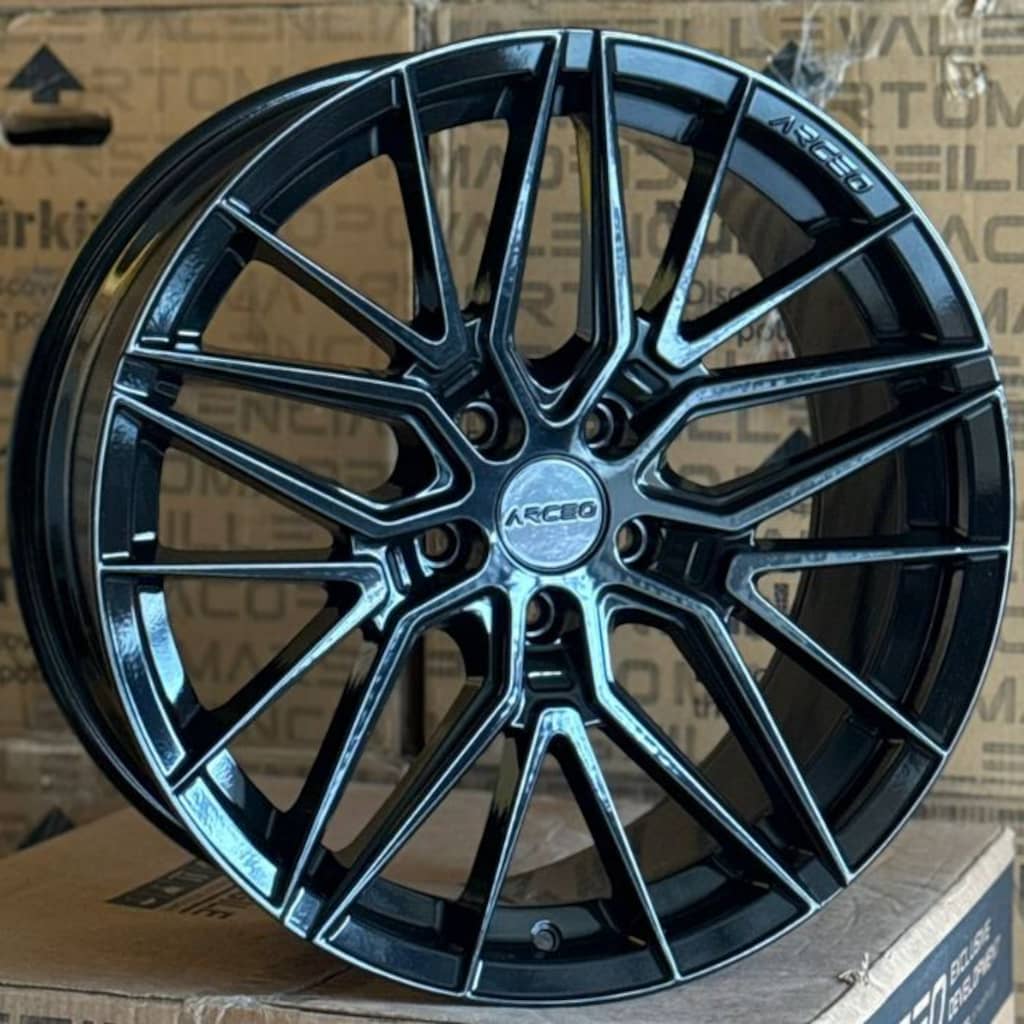 5*114,3*19*8.5*9.5 ET35-40 CH73.1 PİANO BLACK ARCEO SEVİLLA - 2