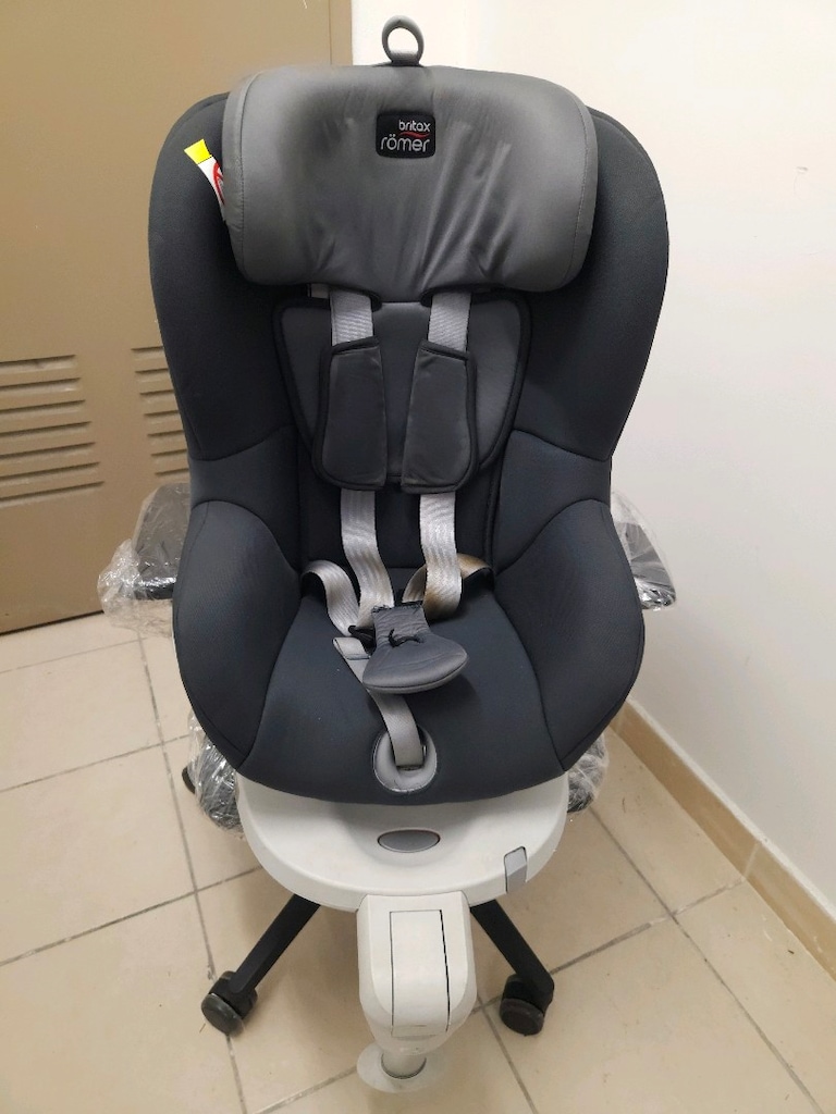 Britax Römer Dualfix 360 Derece Oto Çocuk Koltuğu - 2