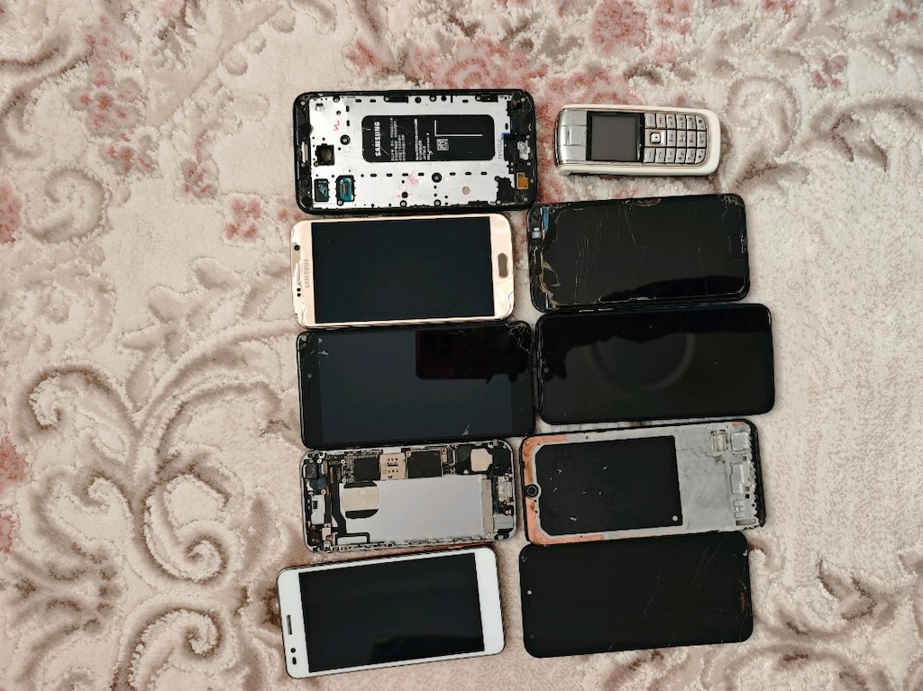 TELEFON - 3