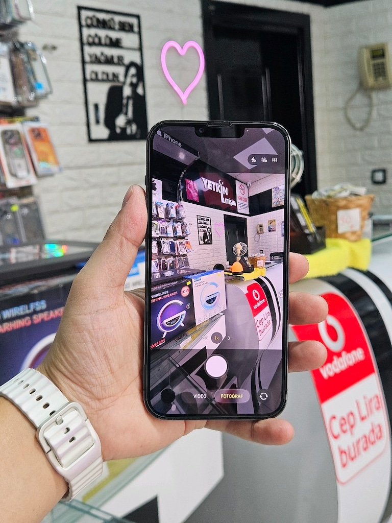 iPhone 13 Pro Max - 3