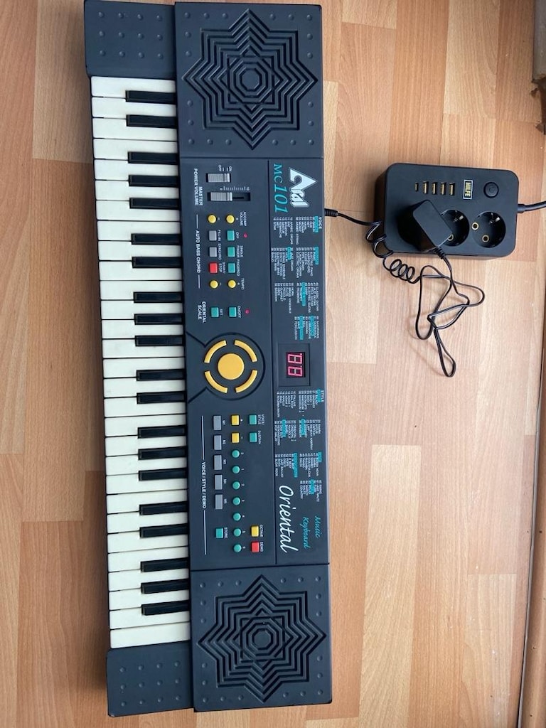 Aral MC101 music keyboard bütün tuşları çalışıyor - 2