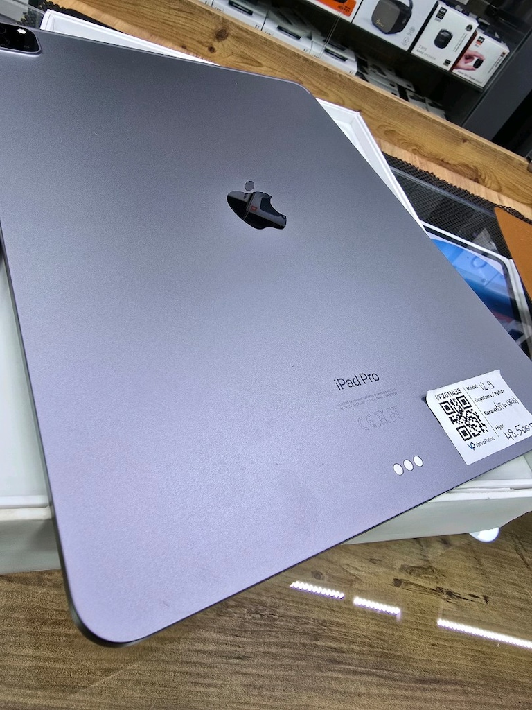 Apple iPad Pro 12.9 inç 6 nesil 128 Gb hatasız kutu mevcut takasa açık - 2
