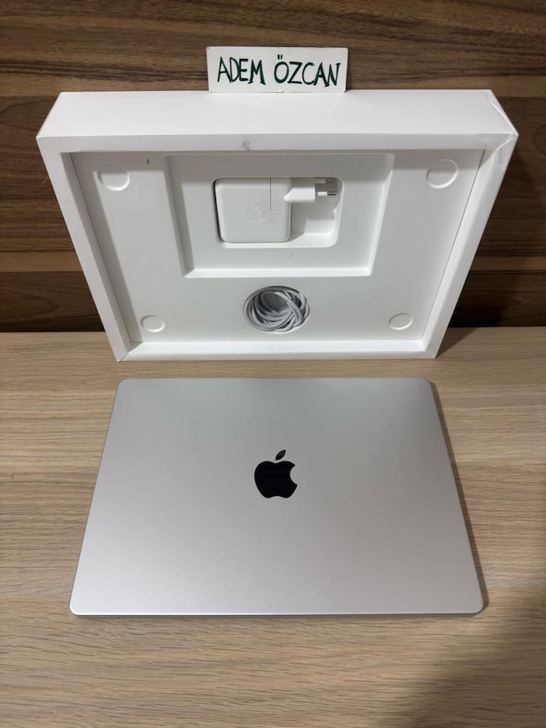 MacBook Pro / M4 Pro / 14 inç / 24 GB Ram / 512 GB Ssd - 10