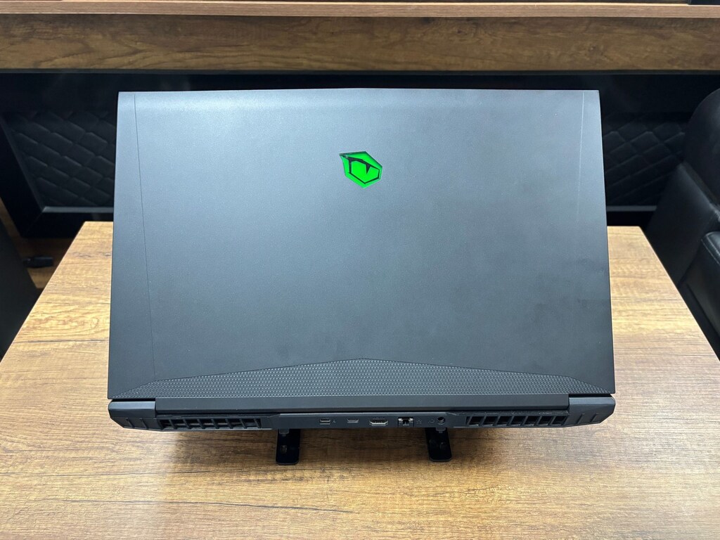 Monster Tulpar T7 i7-13700H 32GB 1TB RTX4060 17.3" Oyuncu Laptop - 4