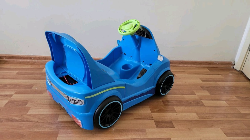 MÜKEMMEL KALİTEDE AKÜLÜ ARABA - 7