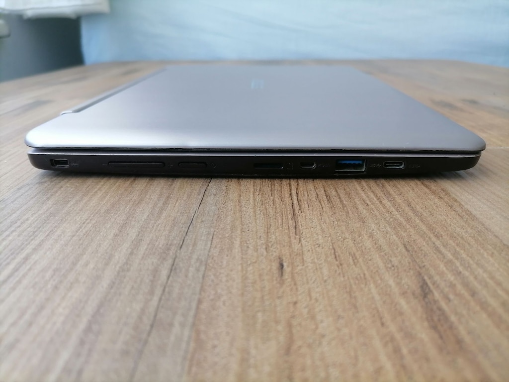 ASUS Transformer Book Flip TP200SA - 4