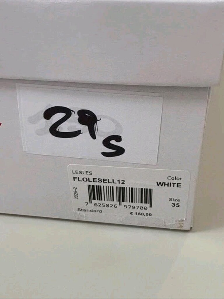 Guess FLOLESELL12 Kadın Sneaker – Beyaz/Gümüş – 35 Numara Orjinal Ayak - 5