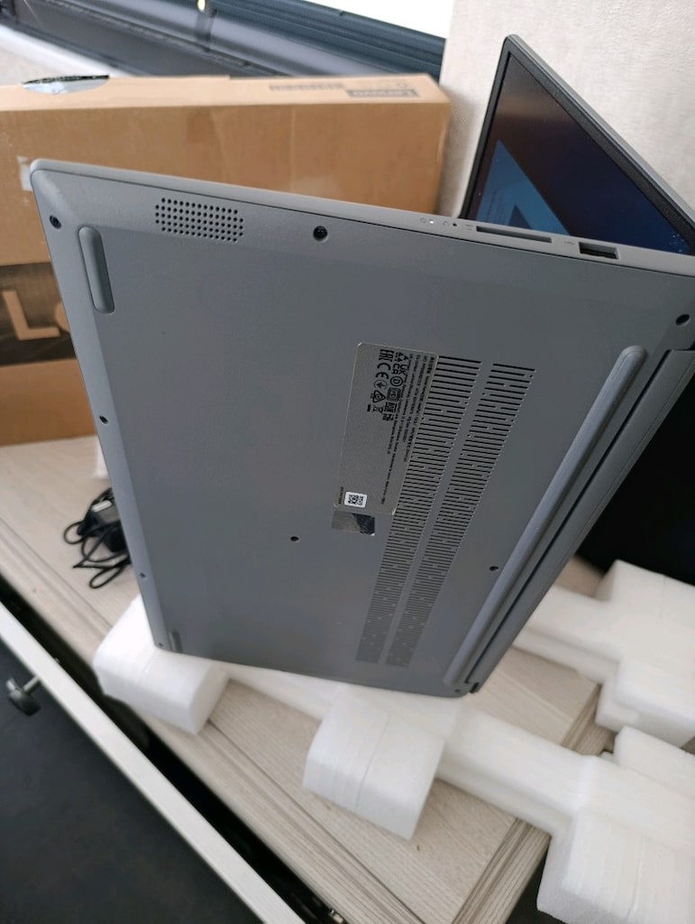 Temiz, Kutulu Lenovo IdeaPad 1 15IGL7 Laptop (Çanta + Fare Hediyeli) - 4