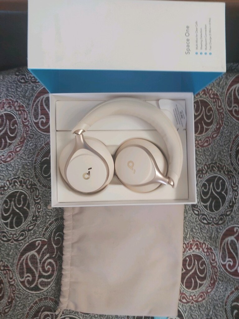 Anker Space One Yeni Gibi - 3