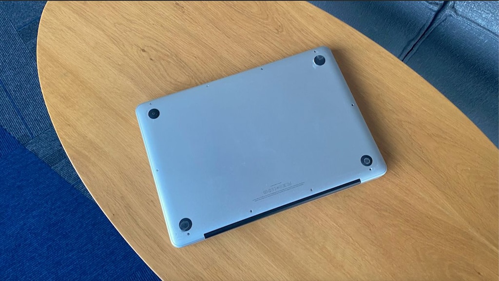 MACBOOK PRO INTEL i5 6GB RAM 250GB SSD - TAKAS SEÇENEĞİ - 8