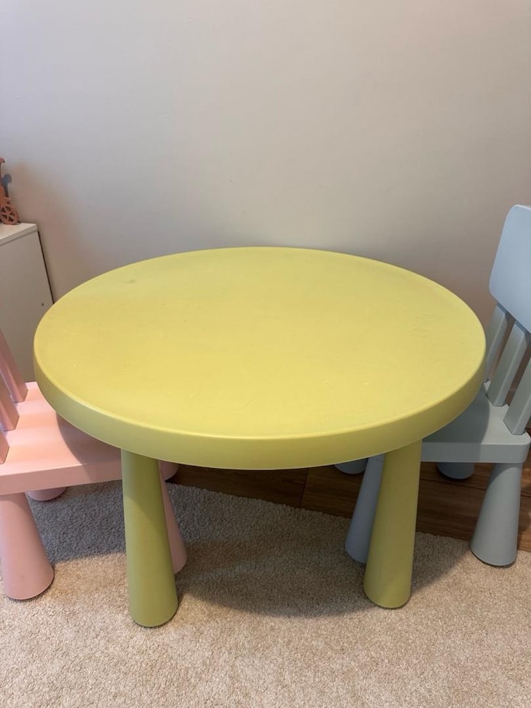 IKEA ÇOCUK MASA SANDALYE TAKIMI - 2
