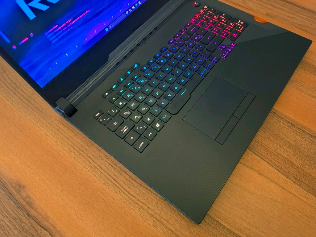 Asus Rog Scar 3 Rtx2070 i9 islemci 32gb - 3