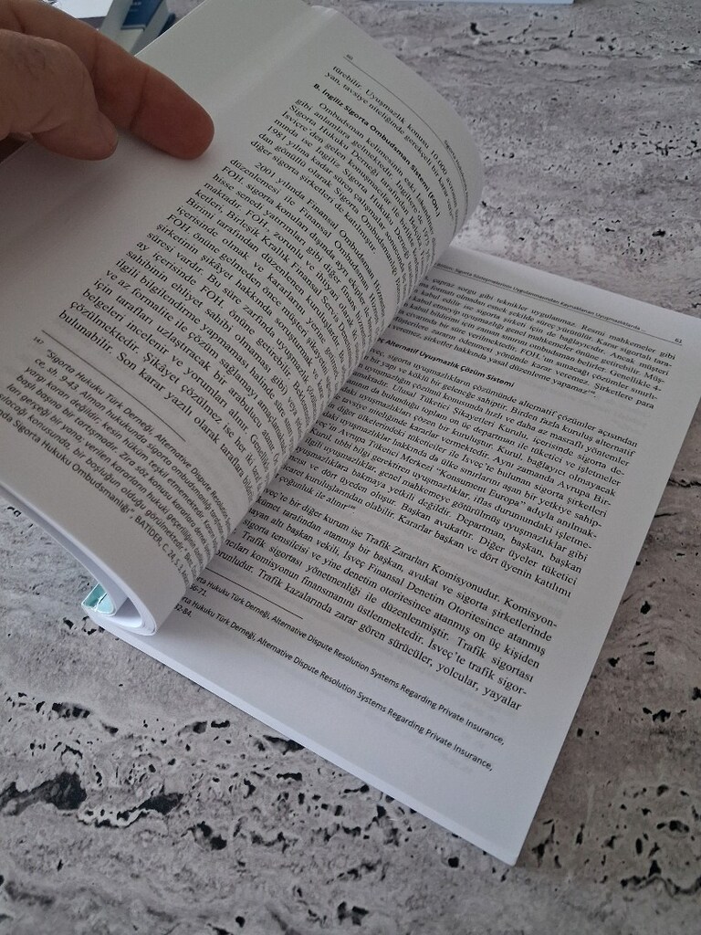 Sigorta Hukukunda Alternatif Çözüm Yolları ve Tahkim Usulü kitabıdır. - 5