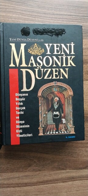 Masonluk üzerine yeni düzen kitabı