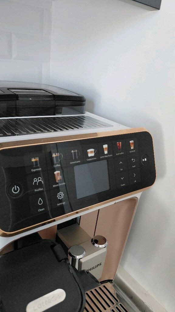 Philips 5500 Serisi LatteGo EP5543/80 Tam Otomatik Kahve Makinesi - 5
