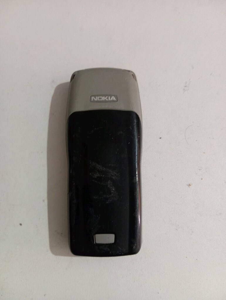 Nokia 1100 - 2
