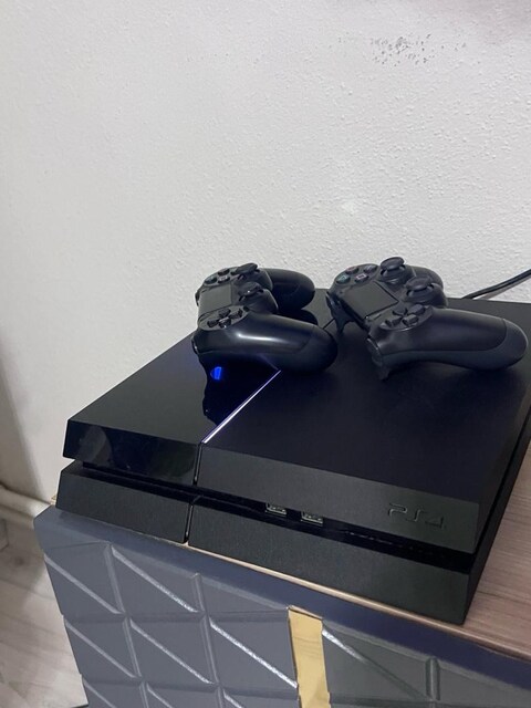 PLAYSTATİON 4 ÇİFT KOL HATASIZ