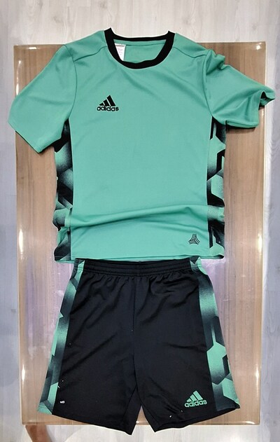 ADIDAS ŞORT T-SHIRT TAKIM ORJINAL 13-14 YAŞ
