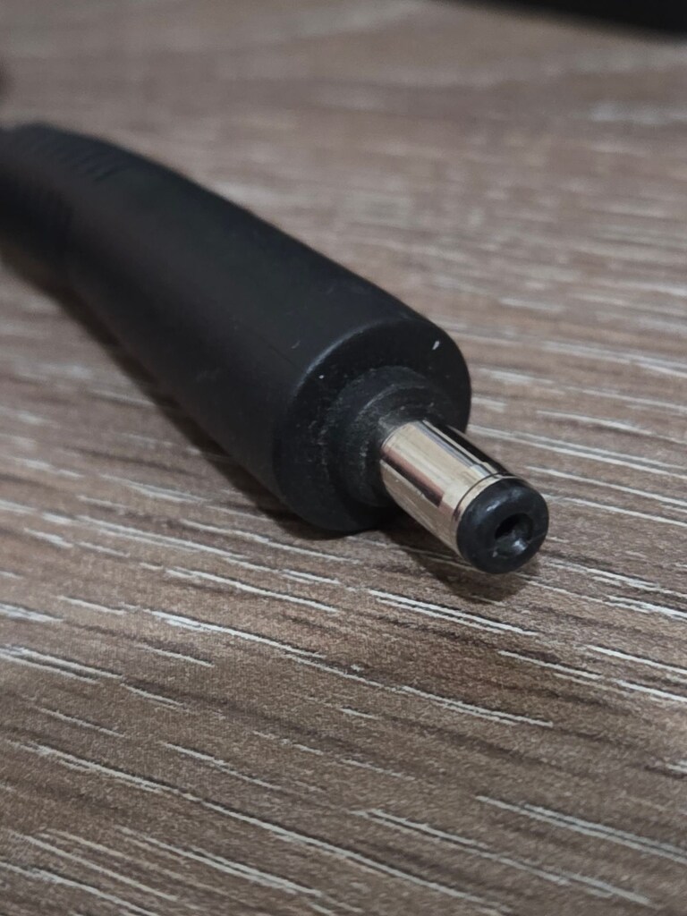 Acer 19.5V 16.9a 330W 5.5mmx1.7mm uçlu adaptör - 2