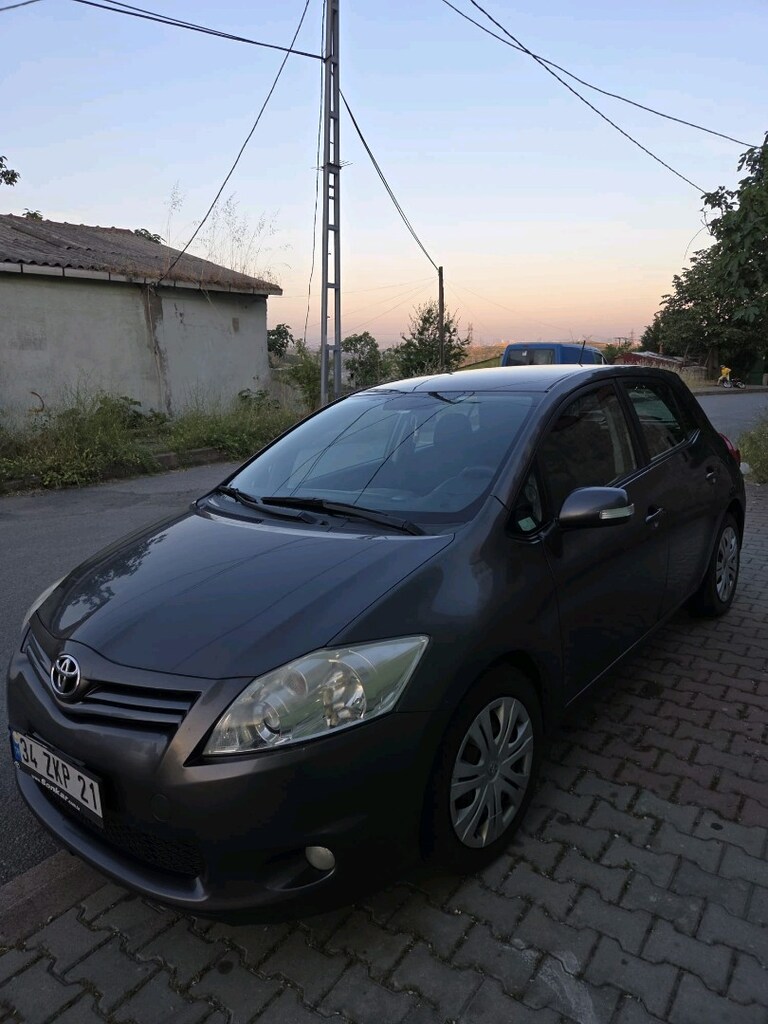 2011 Toyota Auris 1.4 D-4D Comfort Extra - 4