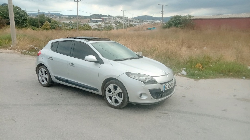 MEGANE III 1.4 TCE 238.000 KM - 5