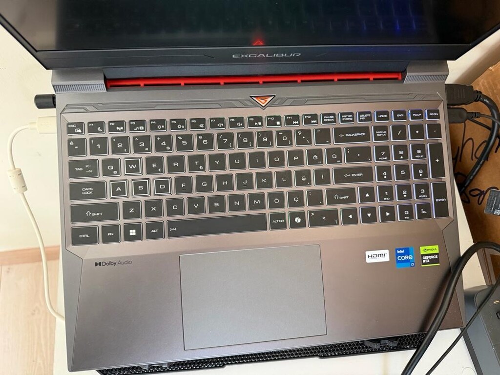 17 AY GARANTİLİ OYUNCU LAPTOP, EKRAN, MOUSA KLAVYE SET - 3