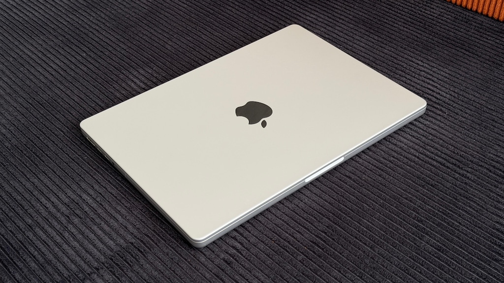 MacBook Pro m4 14 inch - 3