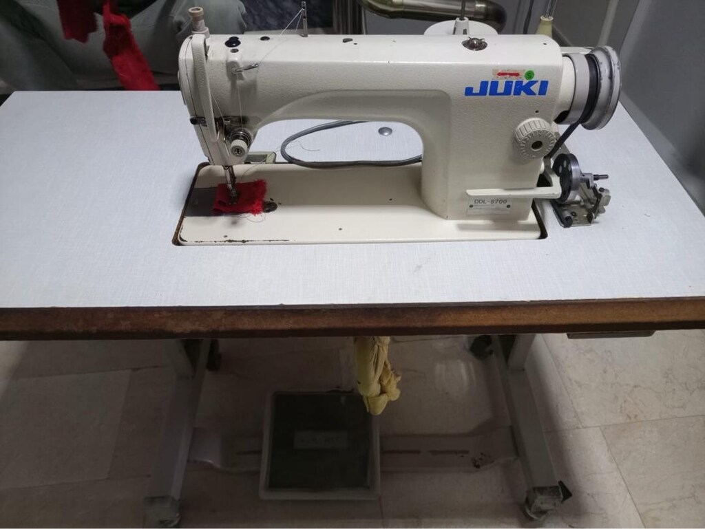 Juki DDL 8700 - 2