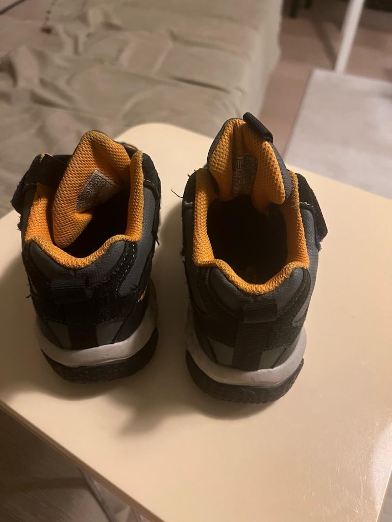 Erkek çocuk botu. Skechers Waterproof