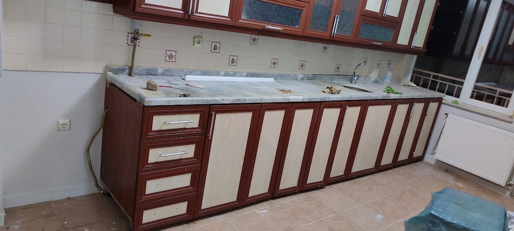 Mutfak dolabı 5,80 cm. - 2