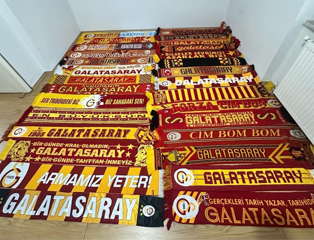 Galatasaray atkı forma