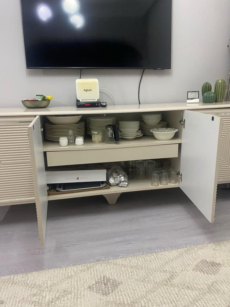 TV KONSOLU - 3