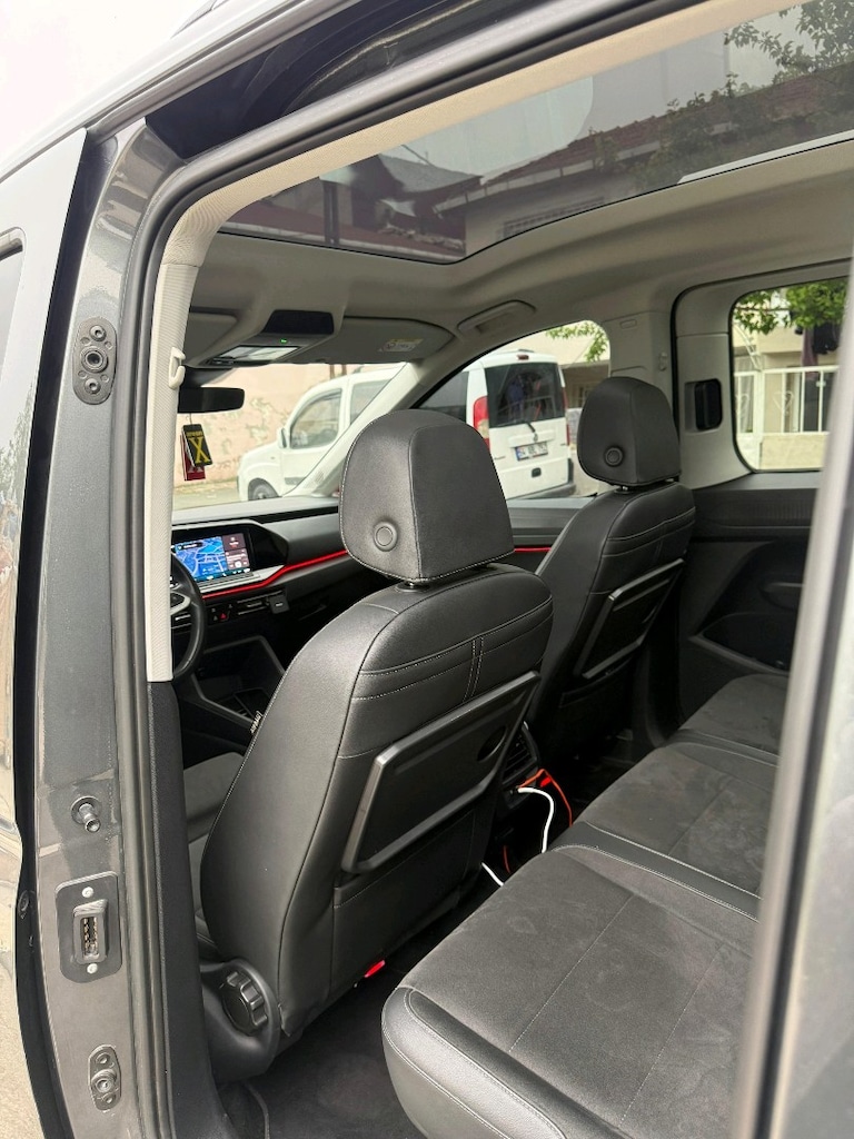2024 VW Caddy Style Cam Tavanlı | Füme | 54.000 KM | Hatasız Boyasız - 18