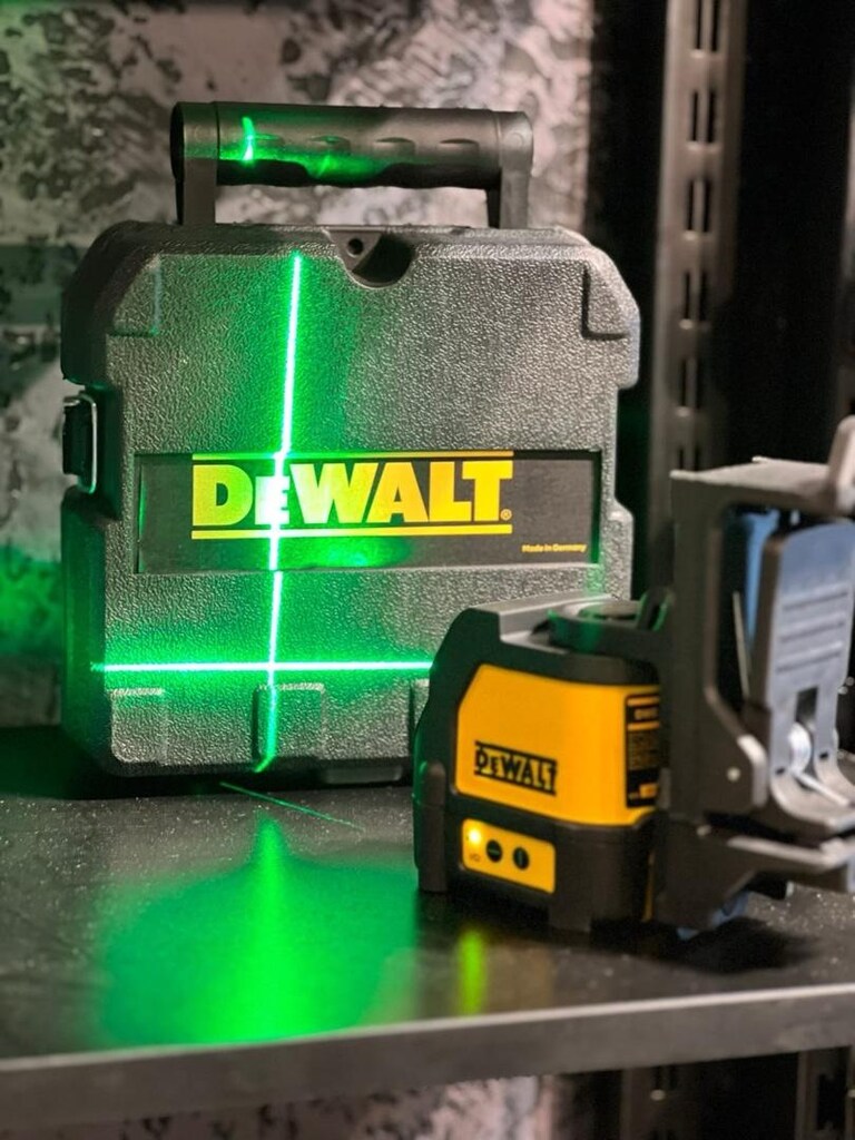 SIFIR DEWALT PROFOSYONEL 2 YÖNLÜ LAZER TERAZİ - 2