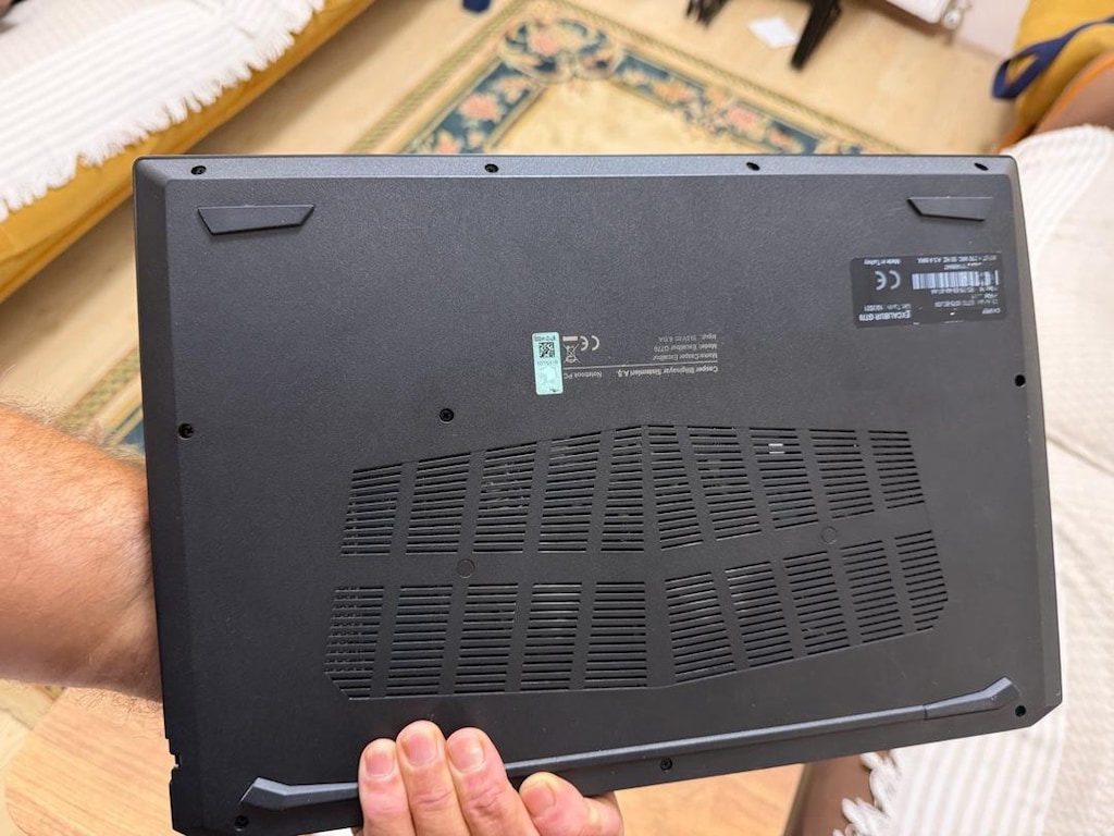 TERTEMİZ EXCALİBUR G770 İ7 10750H GEFORCE1650 Tİ - 8