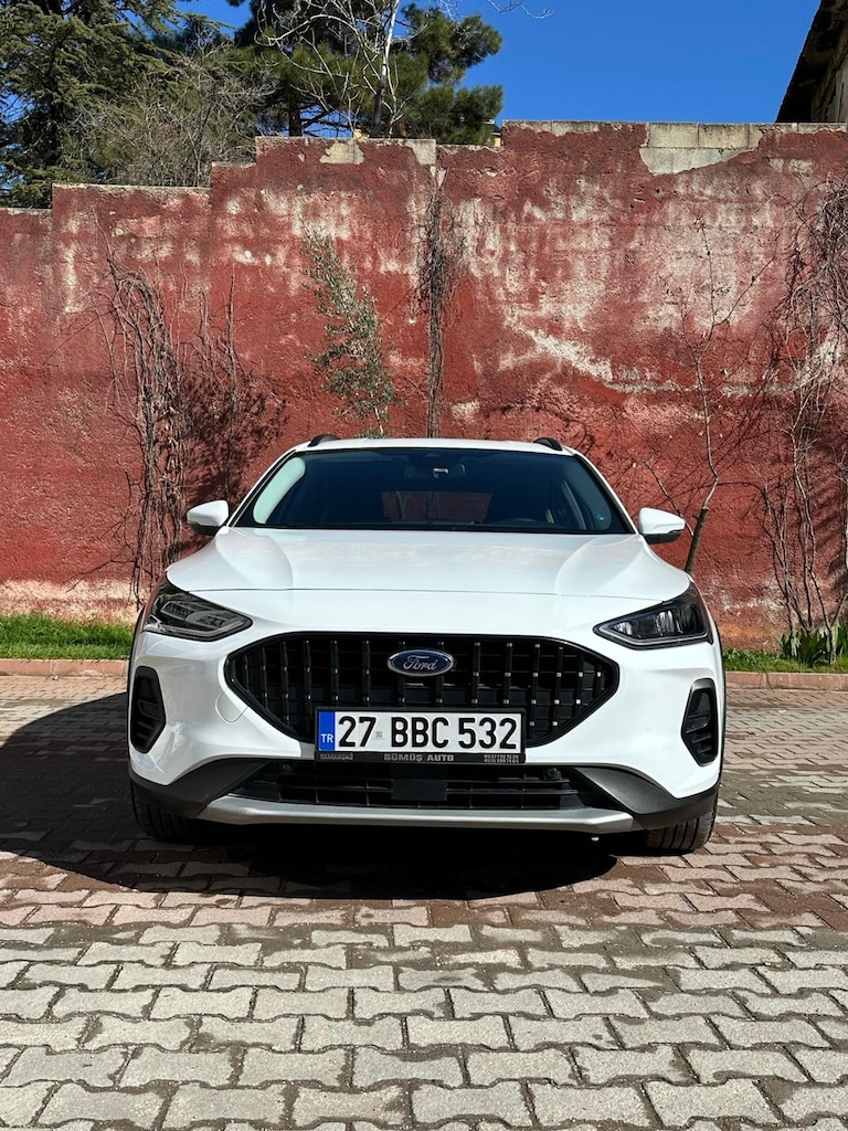 Ford Focus / 2023 / Otomatik / Active X Paket / 44,500 KM - 2