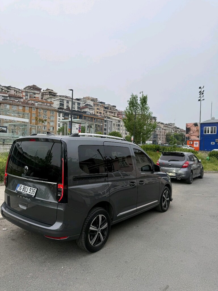 2024 VW Caddy Style Cam Tavanlı | Füme | 54.000 KM | Hatasız Boyasız - 5