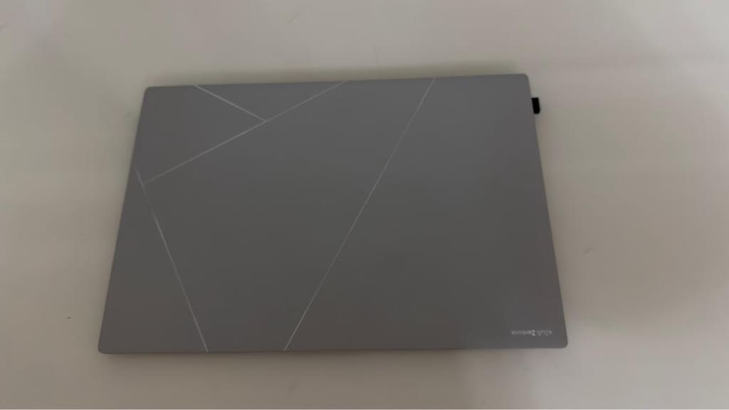 ASUS Zenbook S16 OLED 3K UM5606WA RAM32 GB SSD 1TB - 8