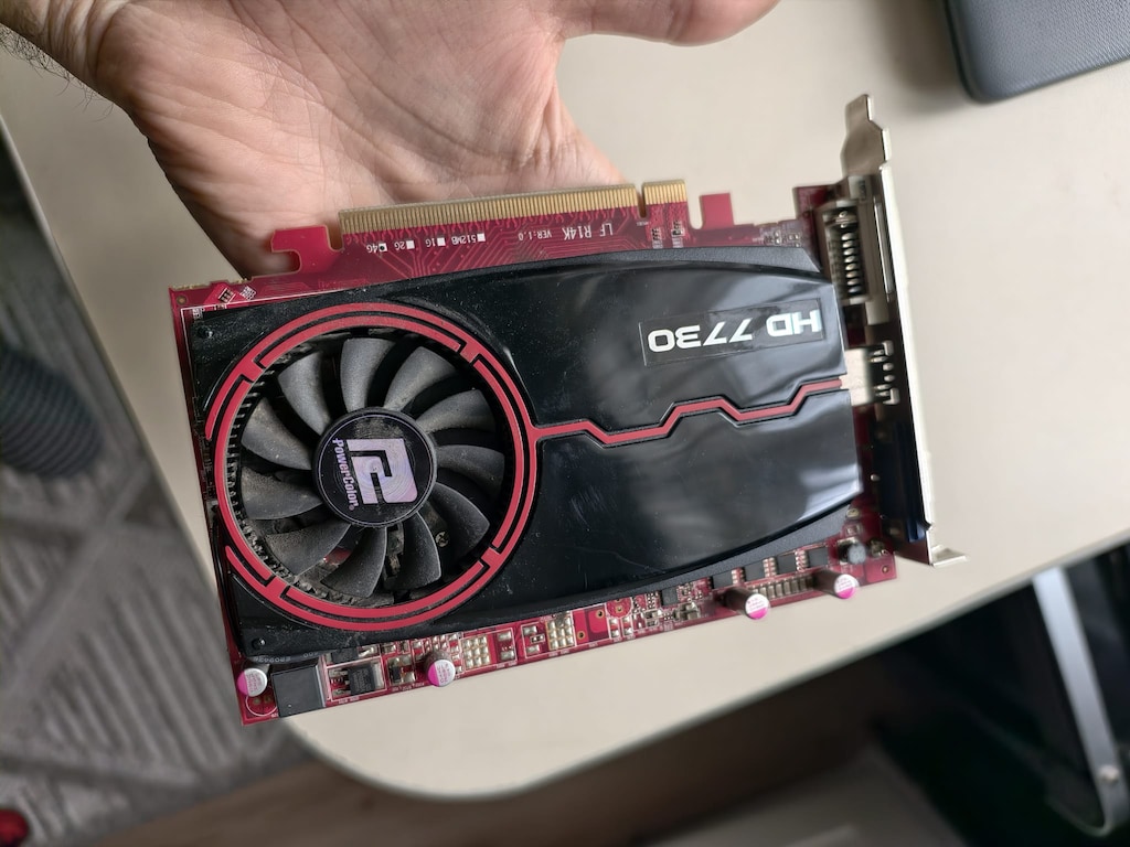 4GB EKRAN KARTI- İ5 3340 İŞLEMCİ - 8 GB RAM - TX KASA - 10