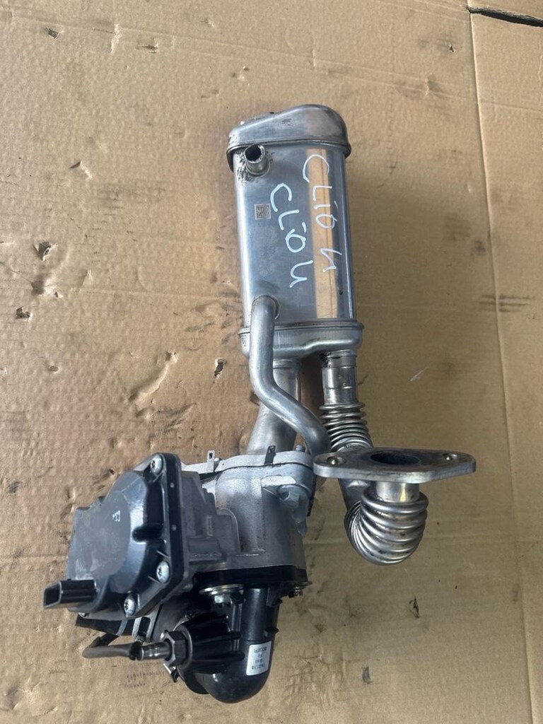 Renault Clio 4 Egr soğutucu komple Çıkma orijinal - 2