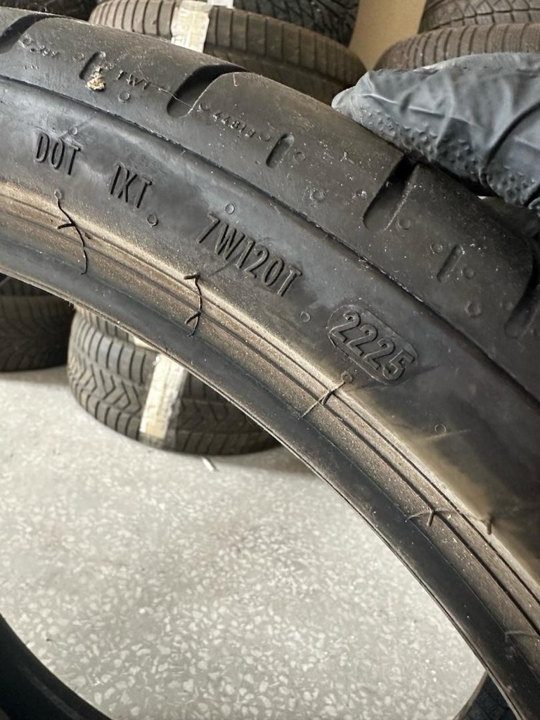 285/30R21 Pirelli P Zero Pncs 2025 1 adet - 4