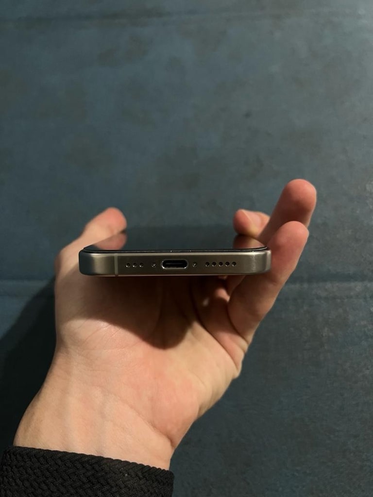 IPhone 15 Pro YD - 5