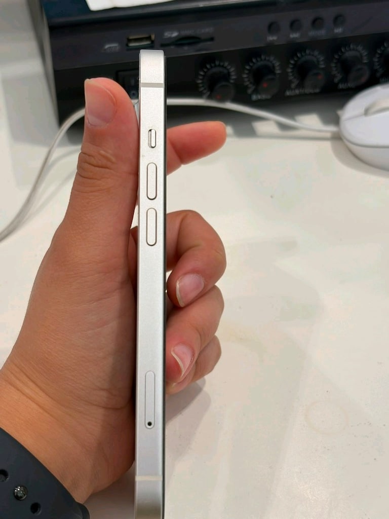 TERTEMİZ İPHONE 13 BEYAZ 128 GB - 5