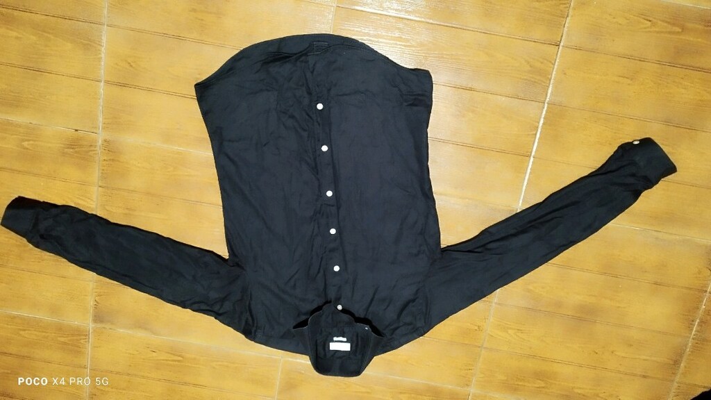 #Zara gömlek Eni çekilince 48 Boyu 68Her renk her beden oduncu var