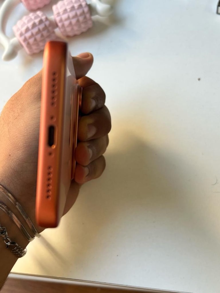 YD iPhone 17 Pro max - 4