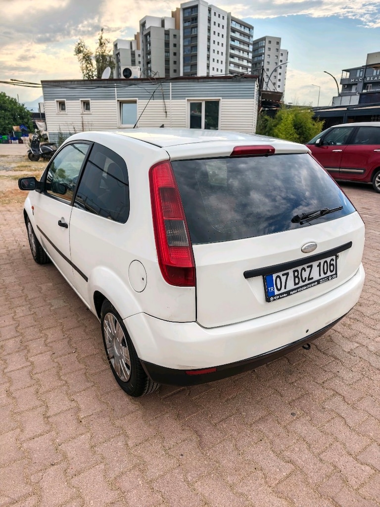 Ford Fiesta 2006 1.4 TDCİ 240bin km - 5