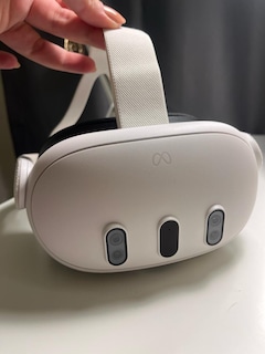 Meta Quest 3 VR 512 GB – Sıfır Ayarında, Temiz Kullanılmış