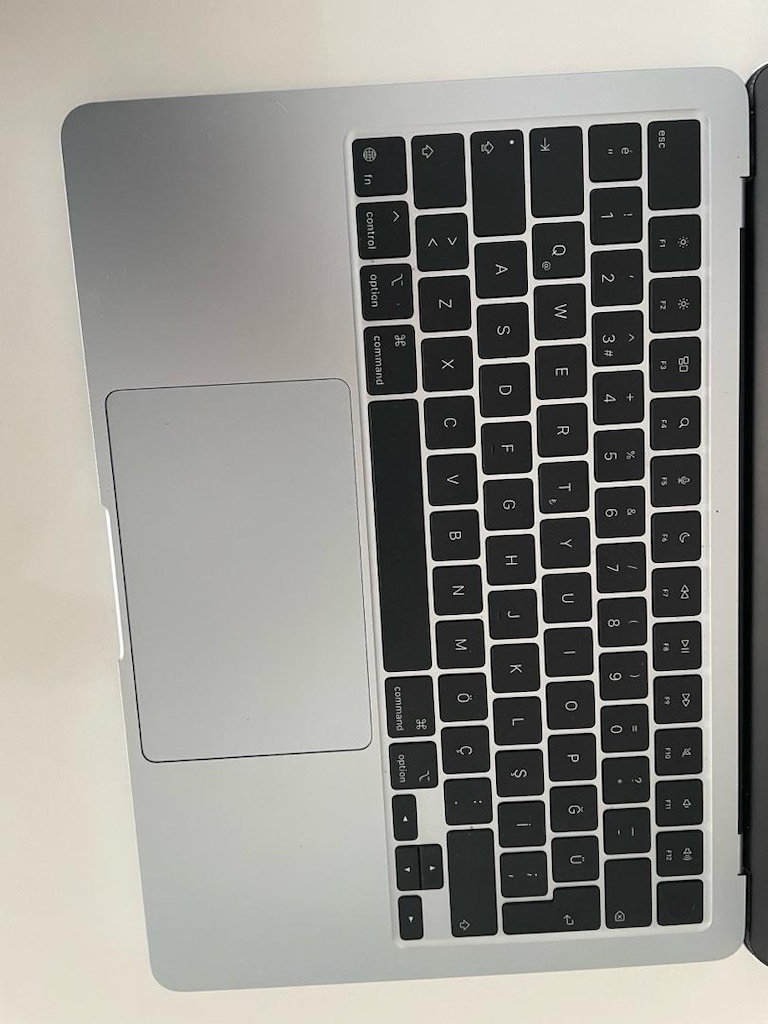 Apple MacBook Air 13' M4 Çip Bellek 256GB Gök Mavisi - 3