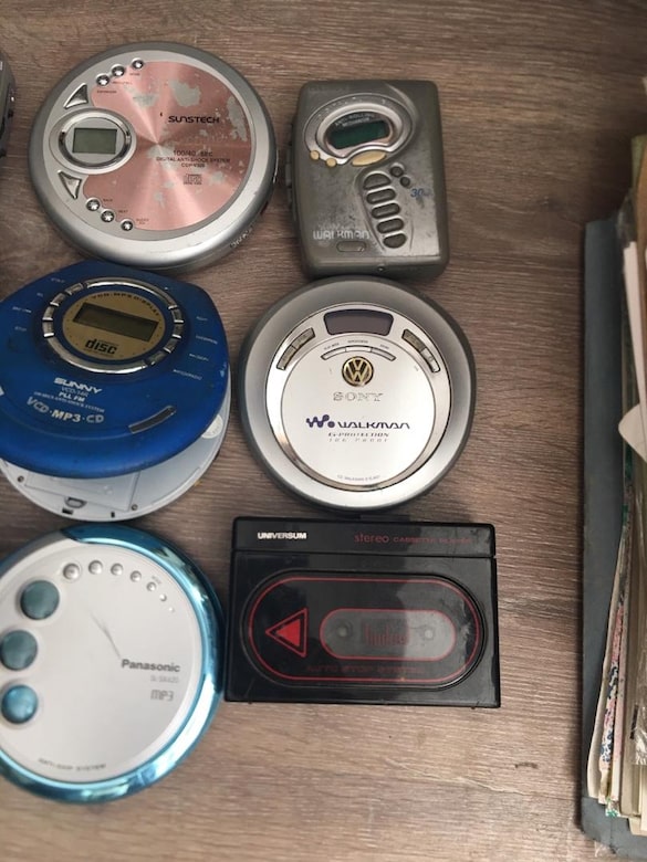 10 Adet Walkman Discman Lotu - Sony Panasonic Sunny - Koleksiyonluk - 5